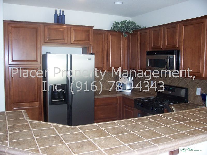 2nd image of 503 Dante Cir