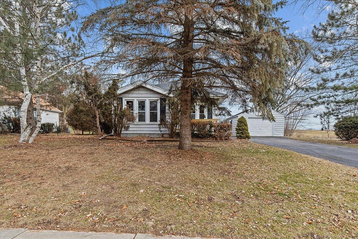 463 Meadowlark COURT, West Bend, WI 53090 Zillow