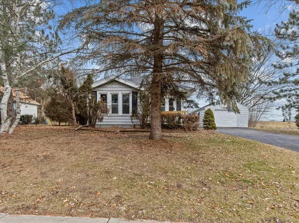 463 Meadowlark COURT, West Bend, WI 53090