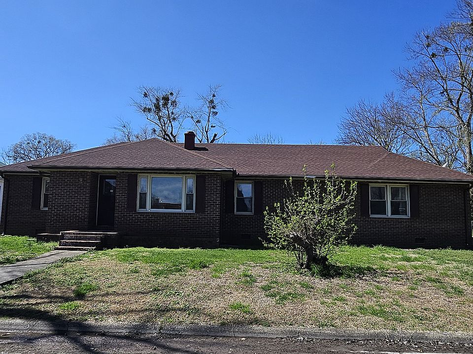 1st image of 209 N Reader St