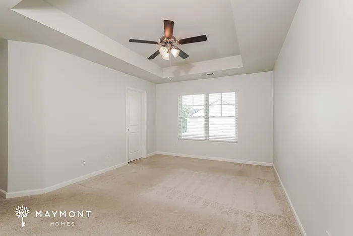 2027 River Park Cir — Photo 9