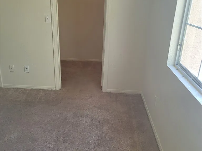 10021 Via Toro Ave — Photo 29