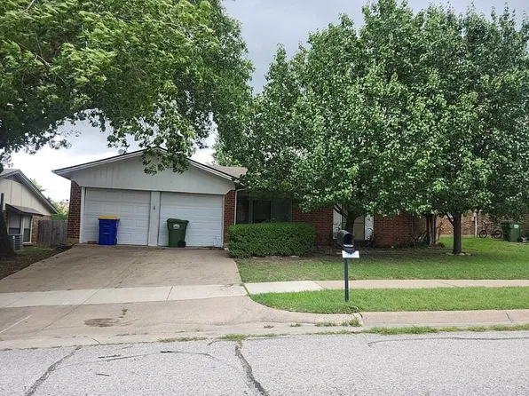 6429 Highview Ter, Watauga, TX 76148