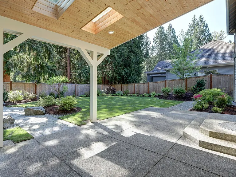 804 200th Ave SE — Photo 29