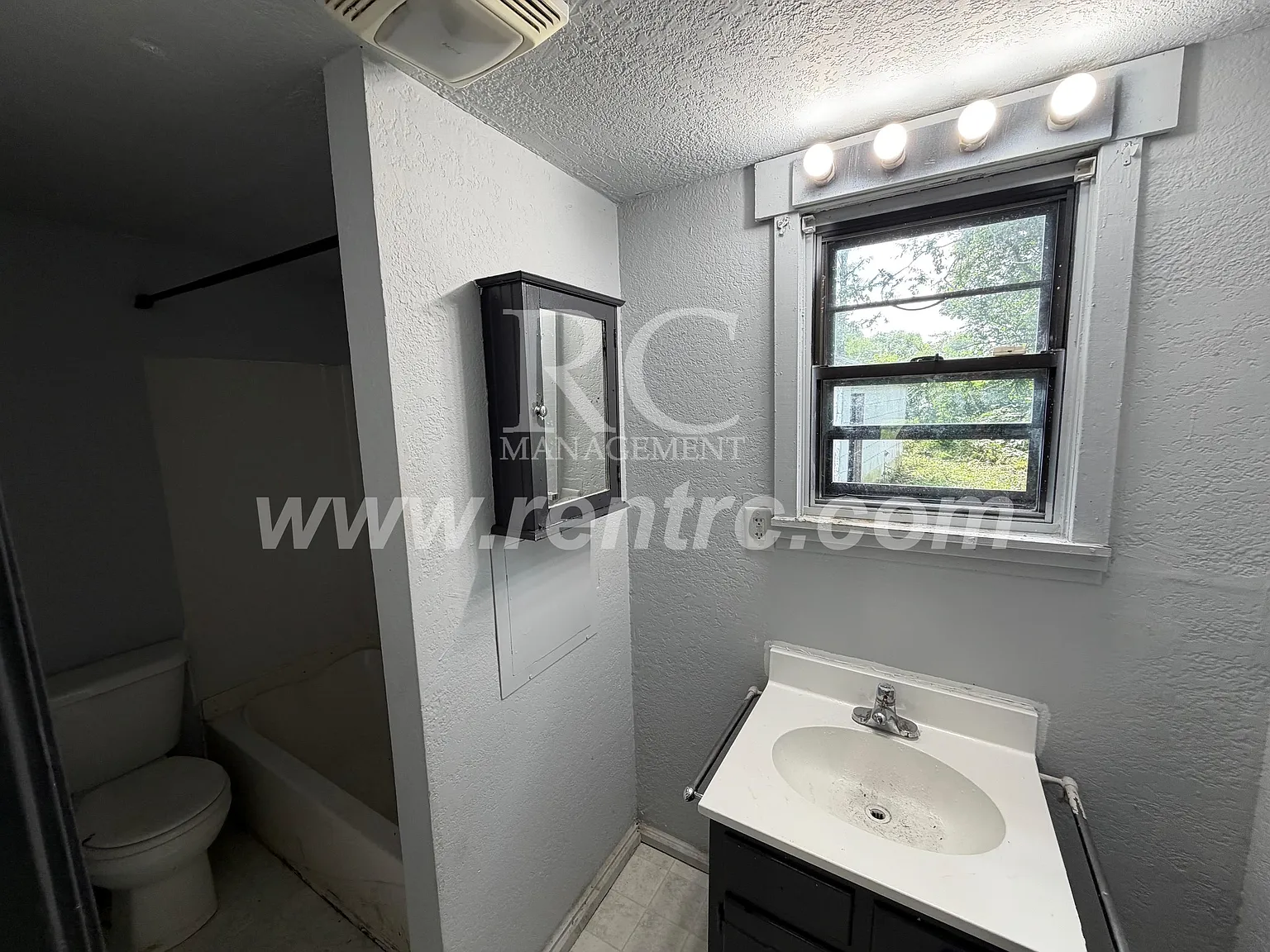 3 bed, 1150 sqft, $750 — Photo 4