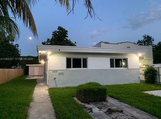 Groveland Pk, Miami, FL 33150