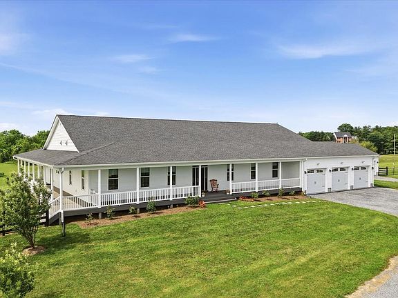 3rd image of 199 Laurel Grove Rd