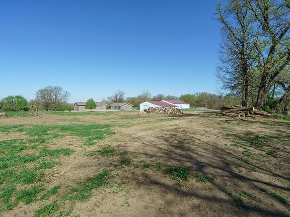 4th image of 4600 Bennington Rd
