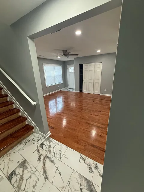 Building Photo - 3540 Lossing St
