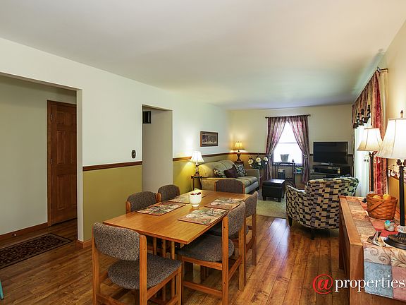 Living Room / Dining Room