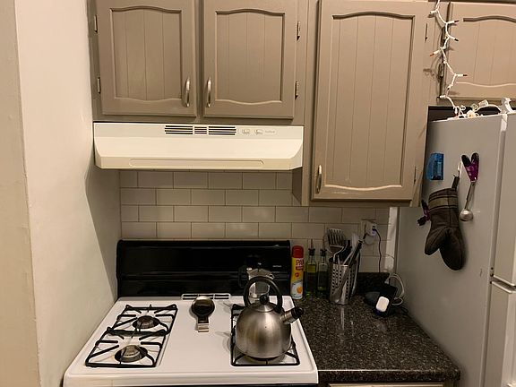 4th image of 1204 South St #1