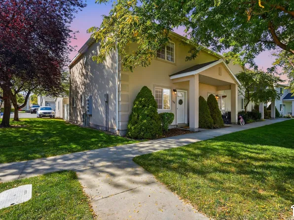 108 Penhurst Pl, Logan, UT 84341