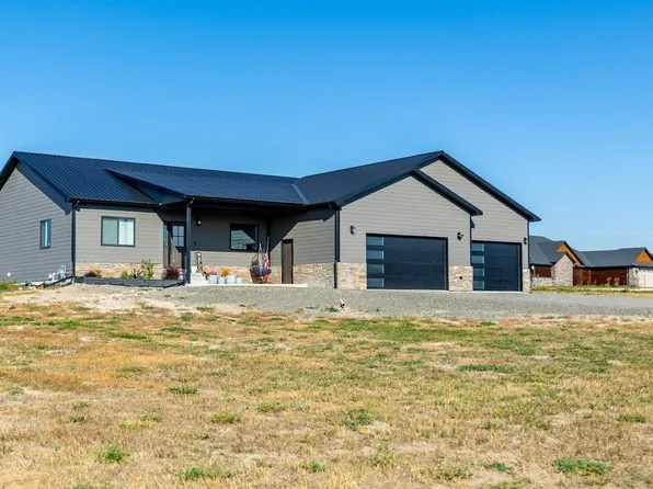 5 Breezy Ln, Cody, WY 82414