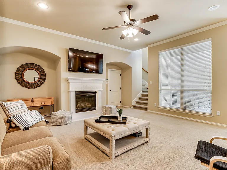 231 Carrington Ln — Photo 20