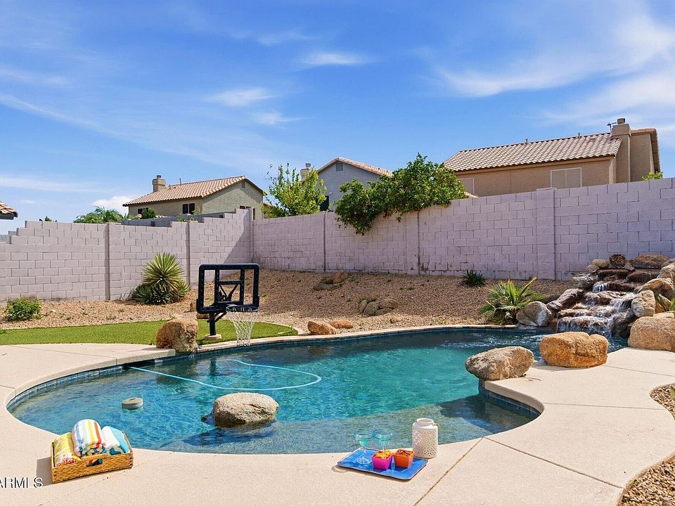 1st image of 1723 E Blackhawk Drive E