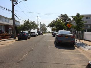 16436 96th St, Howard Beach, NY 11414