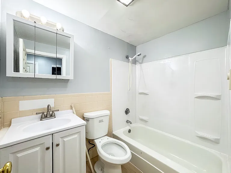 13 Granite St #11 — Photo 5