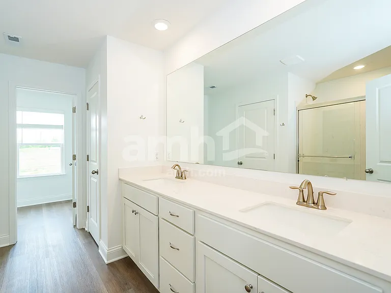 1056 Broyles Xing — Photo 12