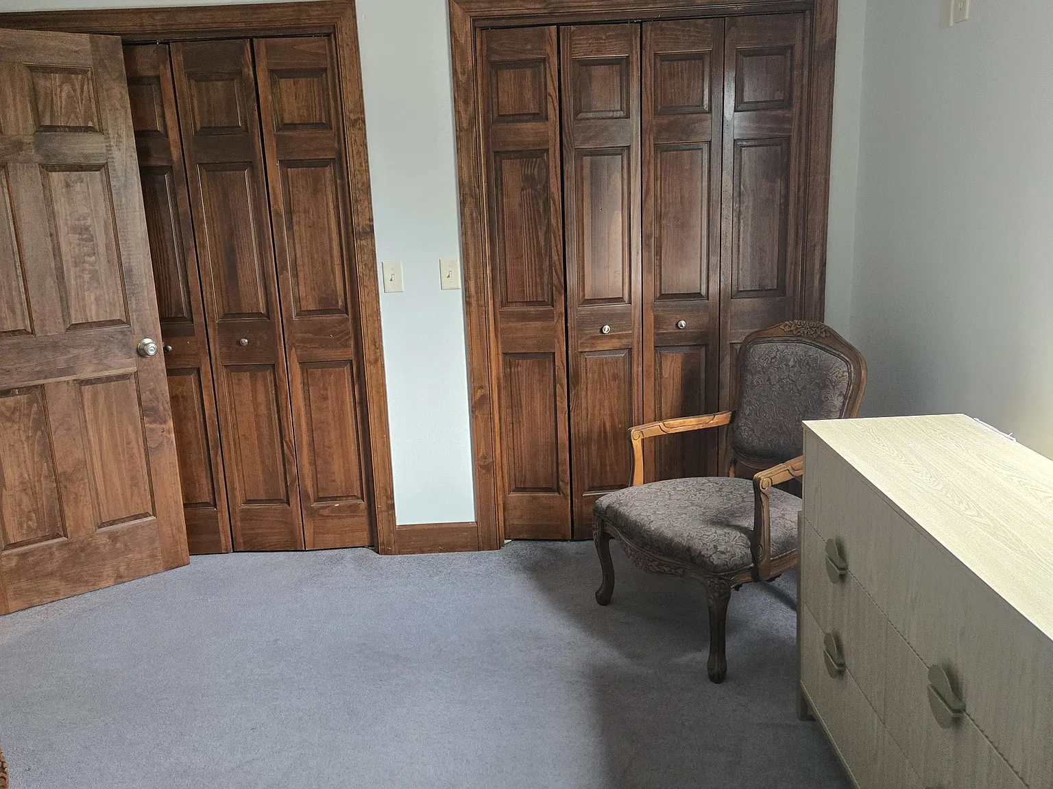 2 bed, 1000 sqft, $1,525 — Photo 4