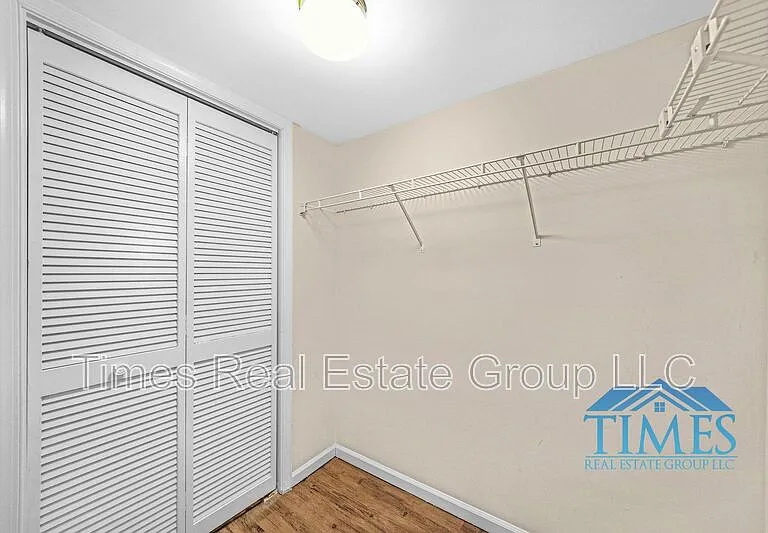 1101 Lexington Way — Photo 19