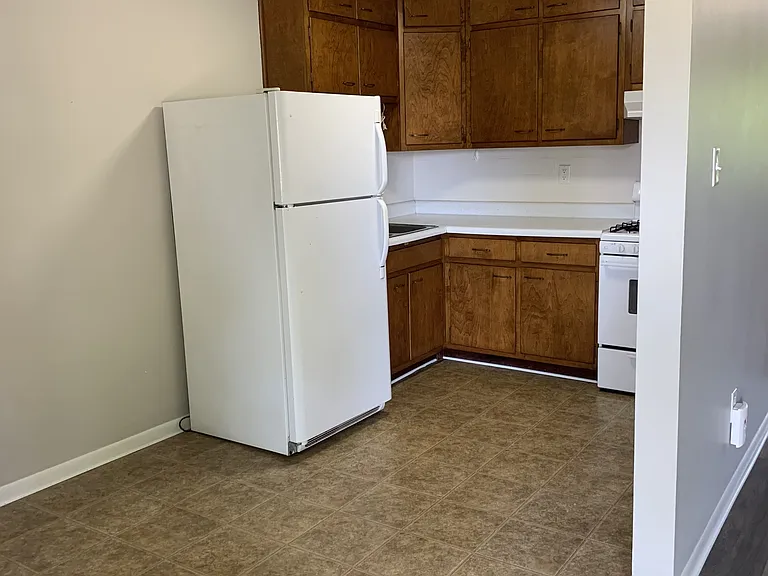 621 N Water St #16 — Photo 1