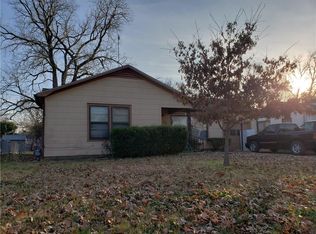 504 Walter Rd, Gainesville, TX 76240