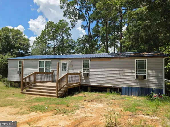 135 Middlebrook St, Fitzgerald, GA 31750