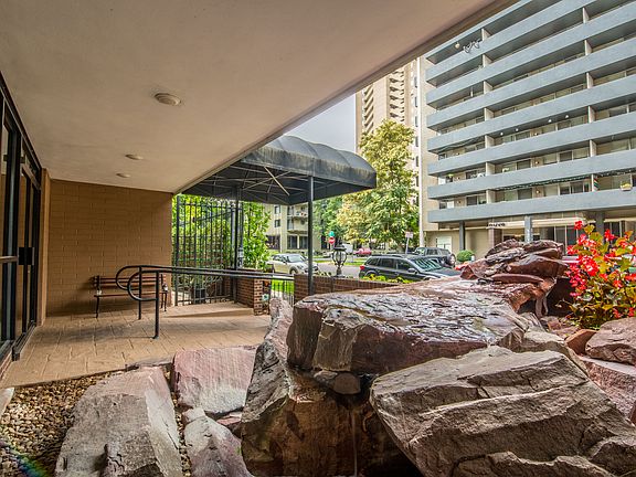 3rd image of 1200 N Vine St APT 1F