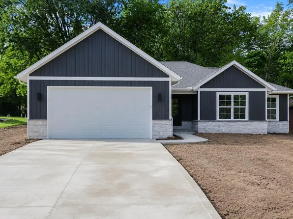 99 Rome Beauty Ct, Howard, OH 43028