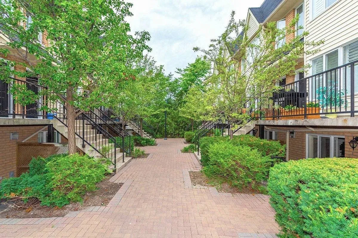 1 bed, 650 sqft, $2,200 — Photo 2