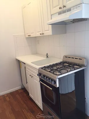 Rented by City Connections Realty | media 22