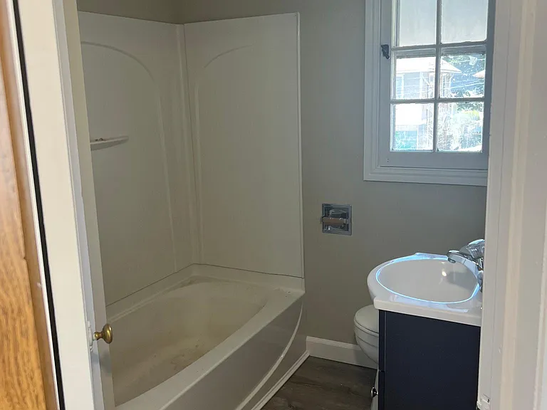 1568 Lincoln Ave #2 — Photo 9
