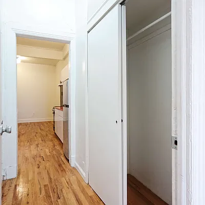 Rented by Nooklyn NYC LLC | media 41