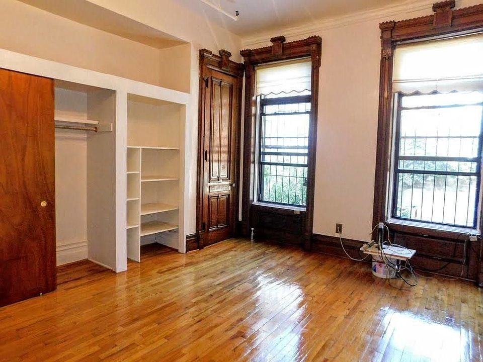 1st image of 281 W 132nd St #1