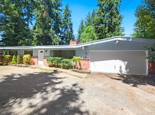 16112 NE 24th St, Bellevue, WA 98008
