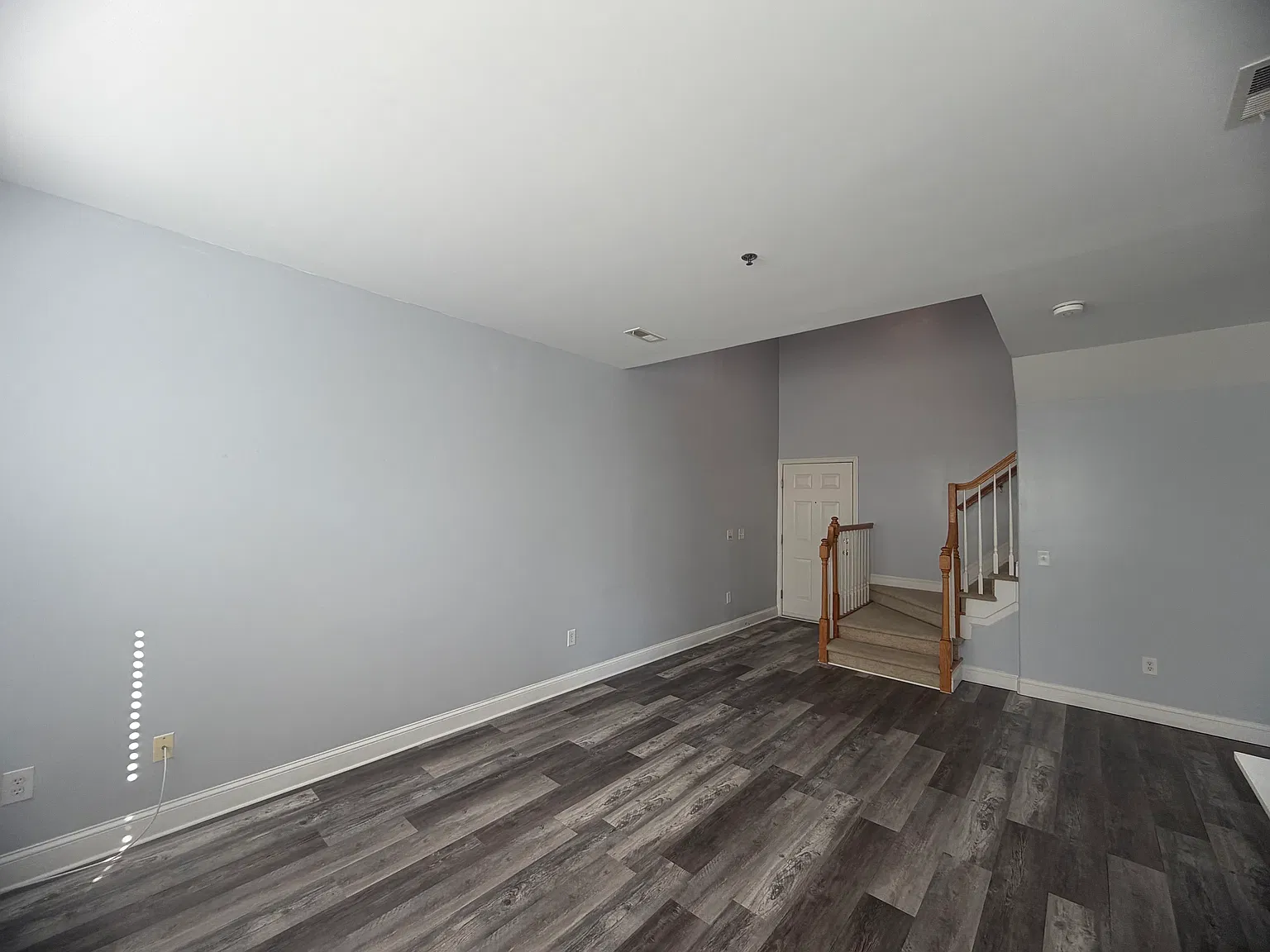 2 bed, 1820 sqft, $2,500 — Photo 3