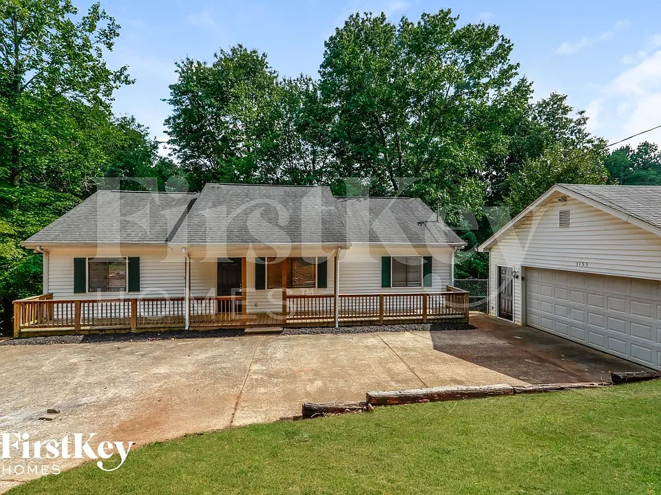 3155 Lake Ranch Dr