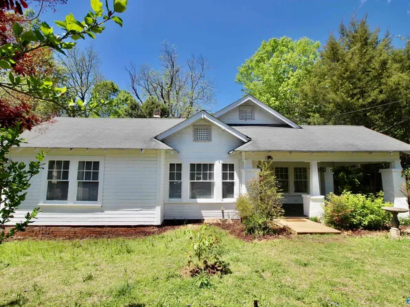 312 S River St, Centre, AL 35960