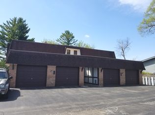 233 E Lake Cook Road, Palatine, IL 60074