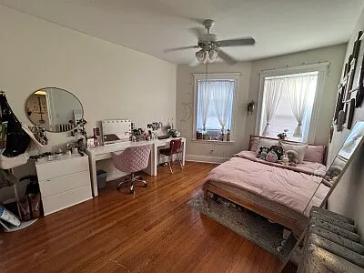 1228 Beacon St #3 — Photo 4
