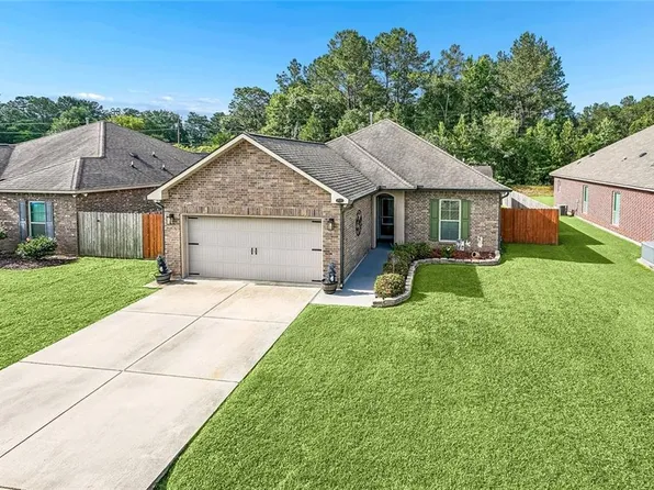 712 Branch Crossing Dr, Covington, LA 70435