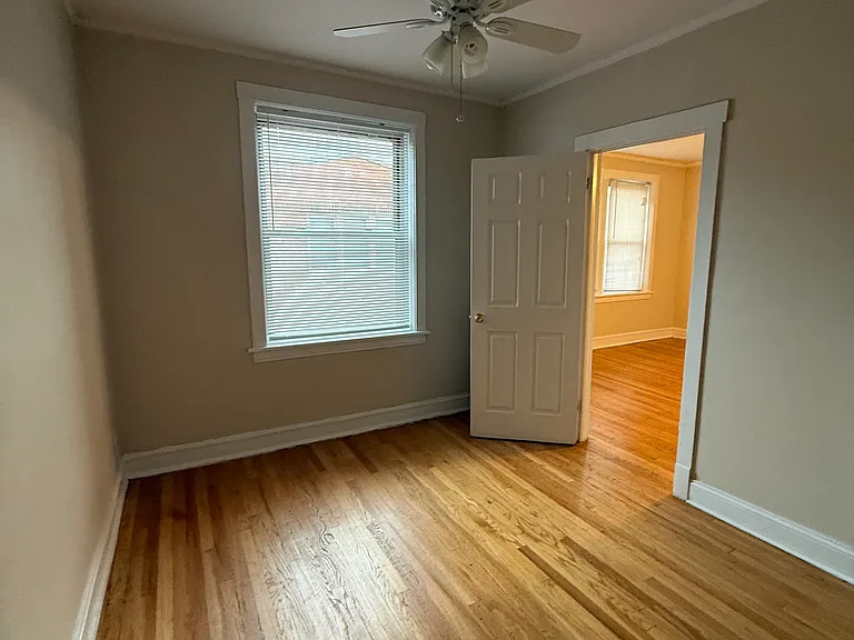 2350 W Touhy Ave #2 — Photo 9
