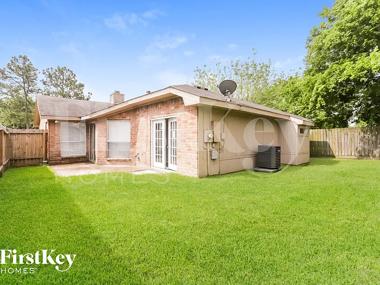 17522 Davenway Dr — Photo 14