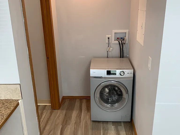 9300 E Sprague Ave — Photo 10