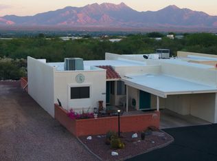 909 W Rio Altar, Green Valley, AZ 85614