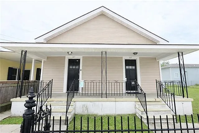Building Photo - 527 3rd St