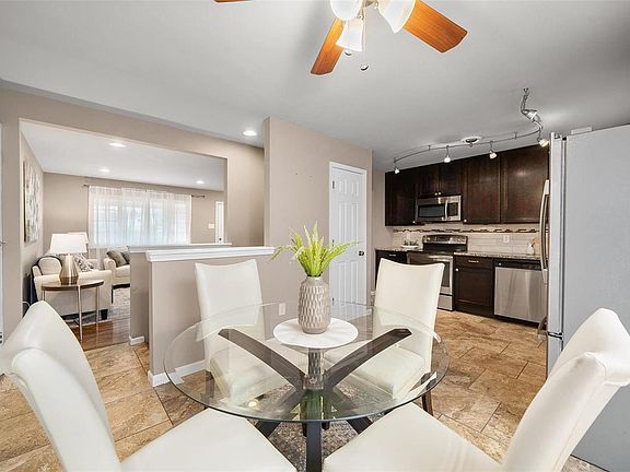 5th image of 11727 Benedetta Dr