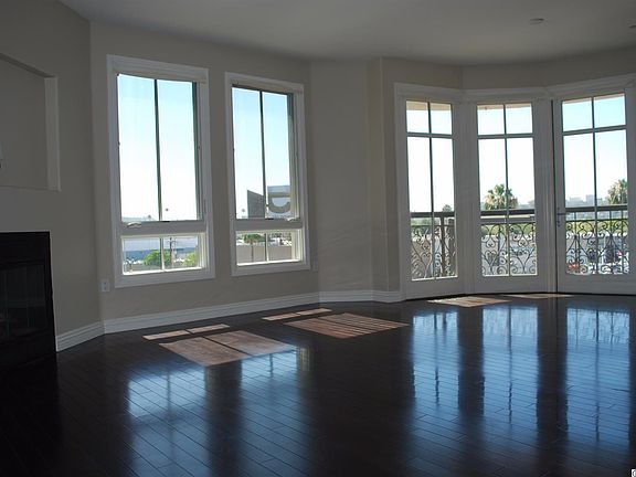 2nd image of 360 Caruso Ave