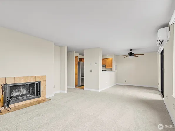 1301 S Puget Drive #A16, Renton, WA 98055