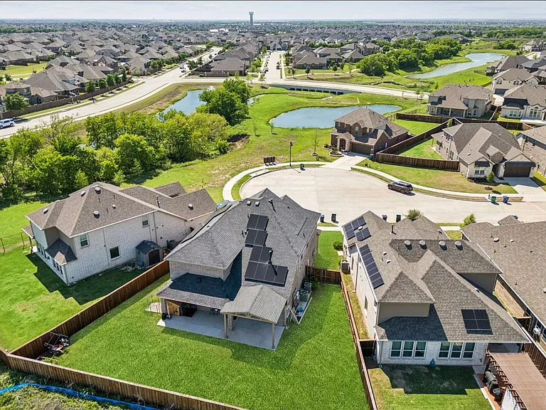 3640 Lillian Ct — Photo 37
